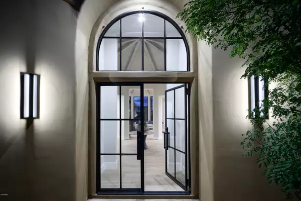 Scottsdale, AZ 85255,10040 E HAPPY VALLEY Road #304