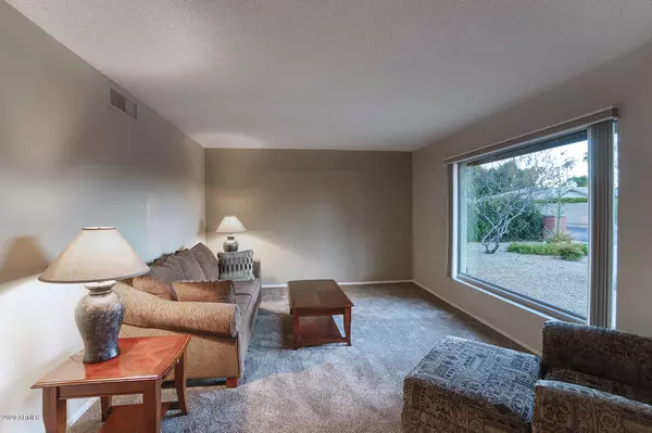 Phoenix, AZ 85022,16033 N Moon Valley Drive