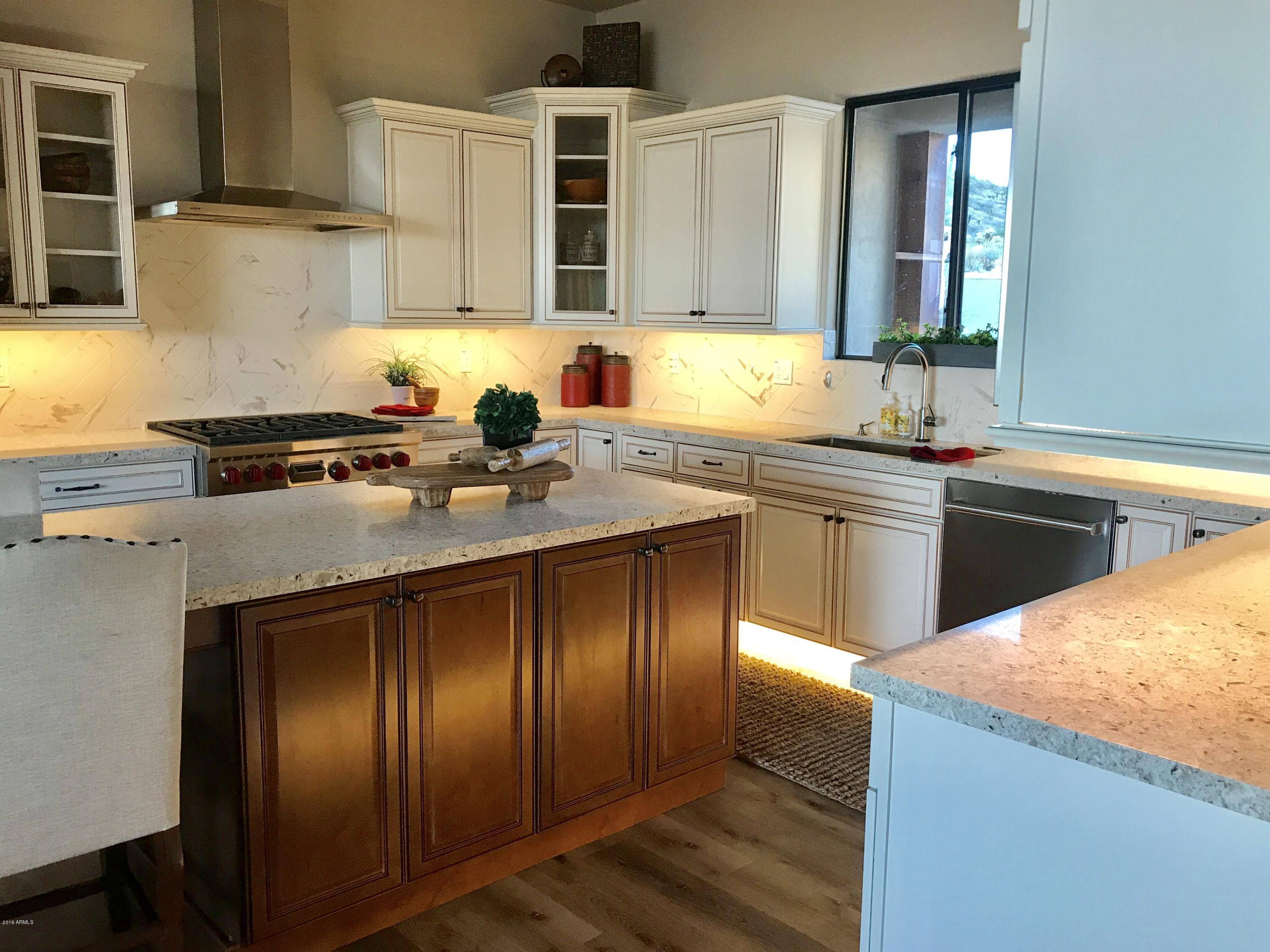 Phoenix, AZ 85086,3231 W DOLORES Road