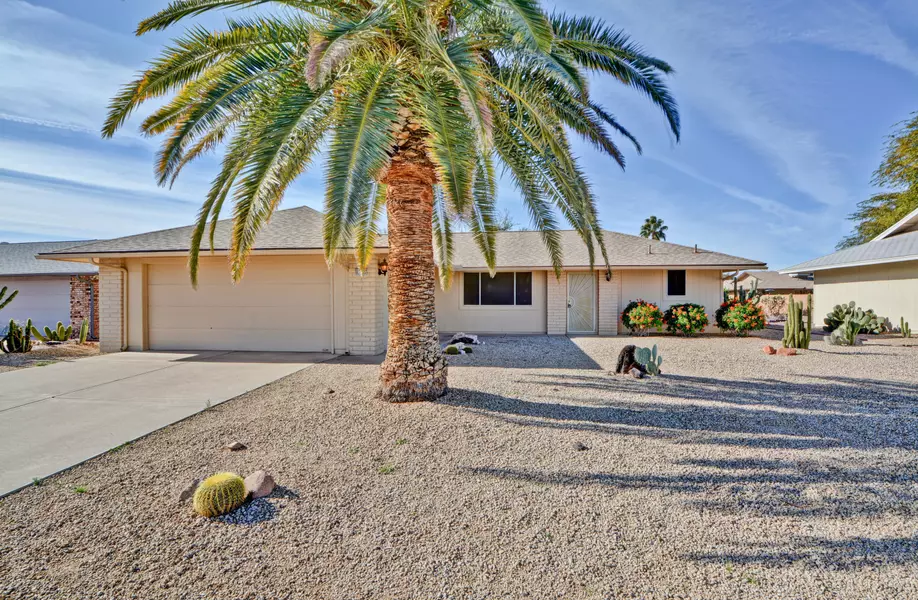 12835 W SEVILLE Drive, Sun City West, AZ 85375