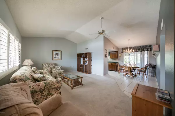 12502 W KEYSTONE Drive, Sun City West, AZ 85375