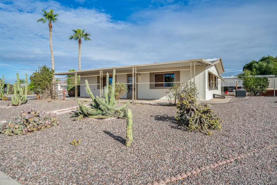 1075 S 97TH Street, Mesa, AZ 85208