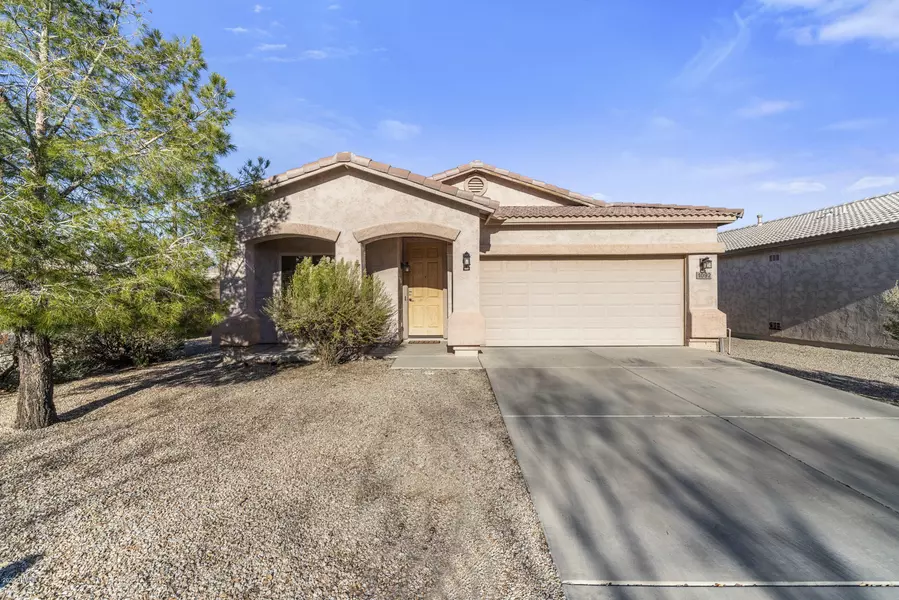 1092 E COUNTRY CROSSING Way, San Tan Valley, AZ 85143