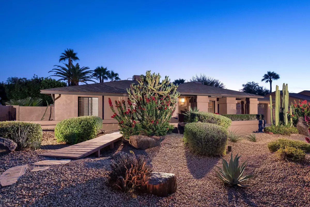 Phoenix, AZ 85032,4715 E SHEENA Drive