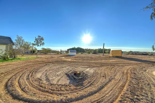 8185 W BARTLETT Road, Casa Grande, AZ 85194