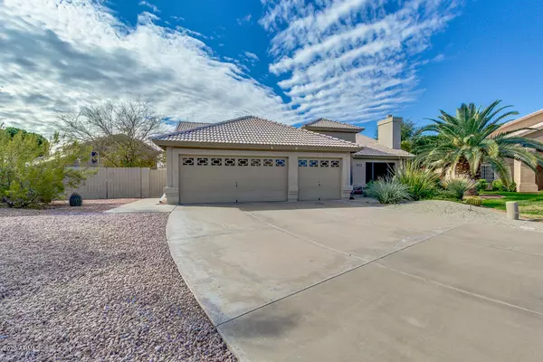 Chandler, AZ 85226,922 N HAZELTON Court