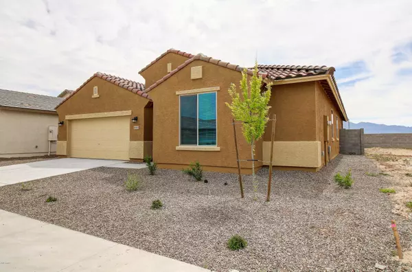 Tolleson, AZ 85353,10543 W CROWN KING Road