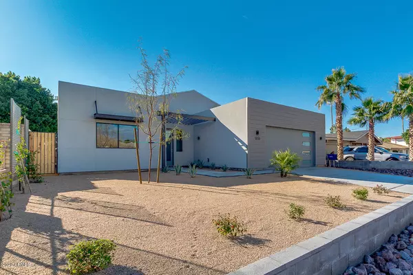 1233 E DESERT PARK Lane, Phoenix, AZ 85020