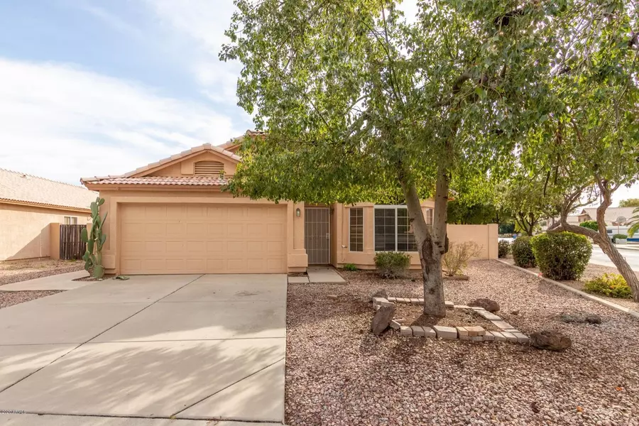 319 W SHEFFIELD Avenue, Gilbert, AZ 85233