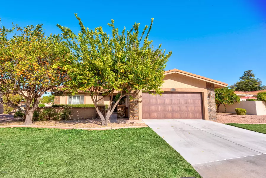 1208 LEISURE WORLD --, Mesa, AZ 85206