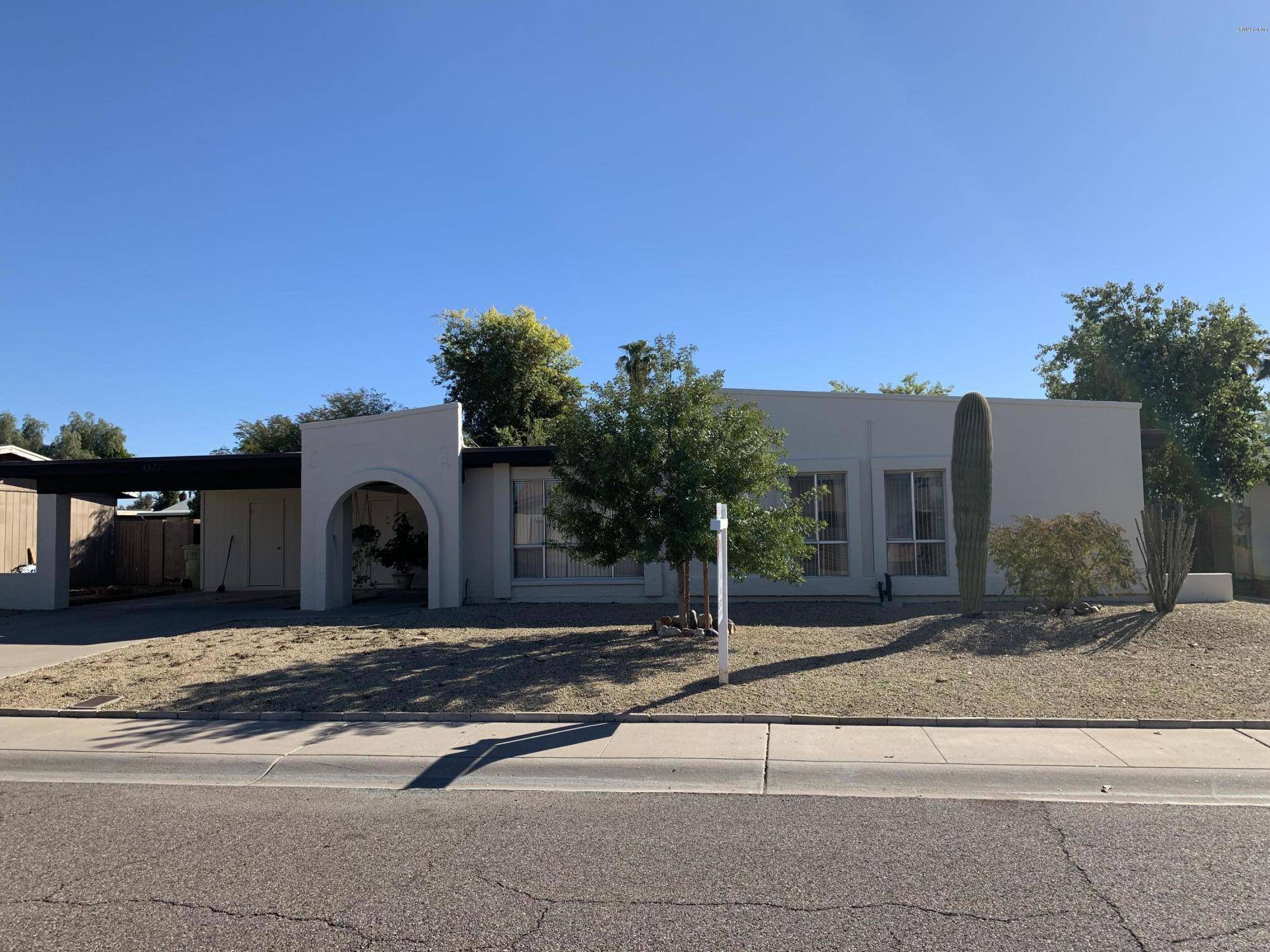 4527 W CHRISTY Drive, Glendale, AZ 85304