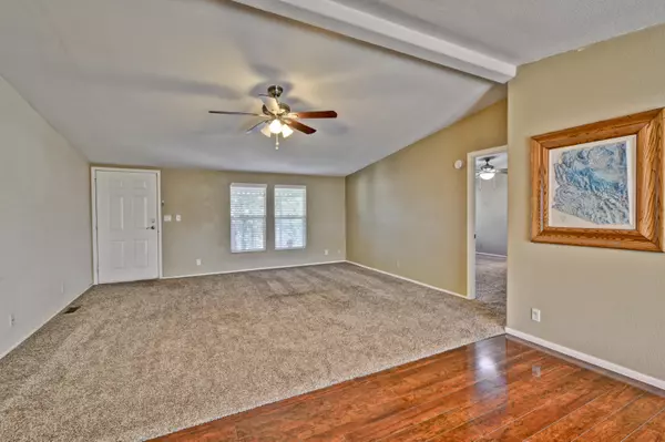 Glendale, AZ 85308,3701 W QUAIL Avenue