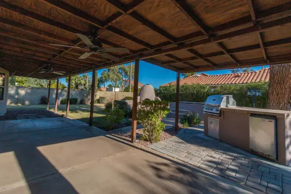 16013 N 58TH Place, Scottsdale, AZ 85254