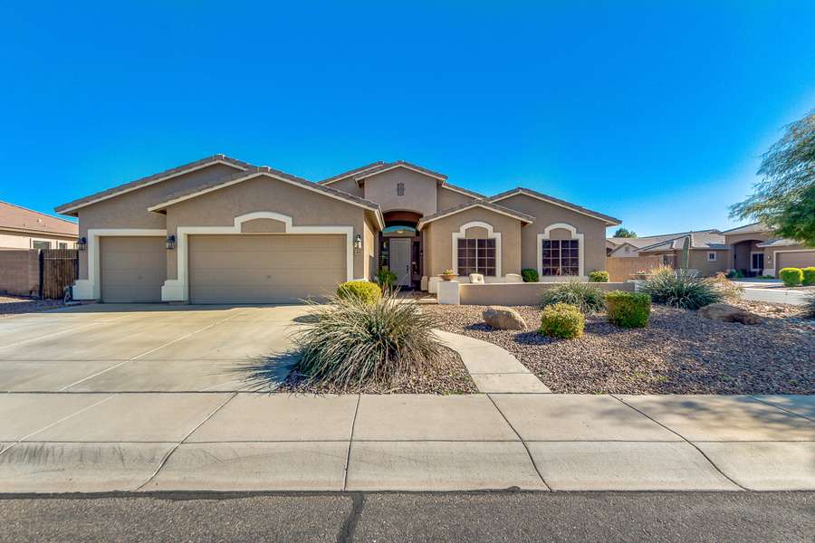 6125 N ORO VISTA Court, Litchfield Park, AZ 85340