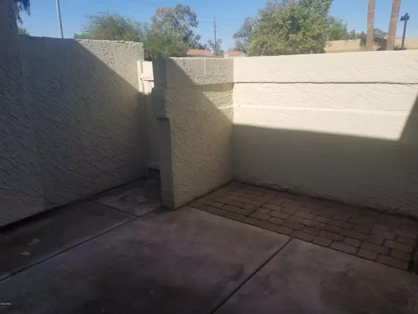 Tempe, AZ 85288,1316 E BARBARA Drive