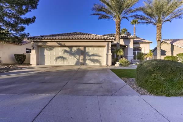 6846 W WILLIAMS Drive, Glendale, AZ 85310