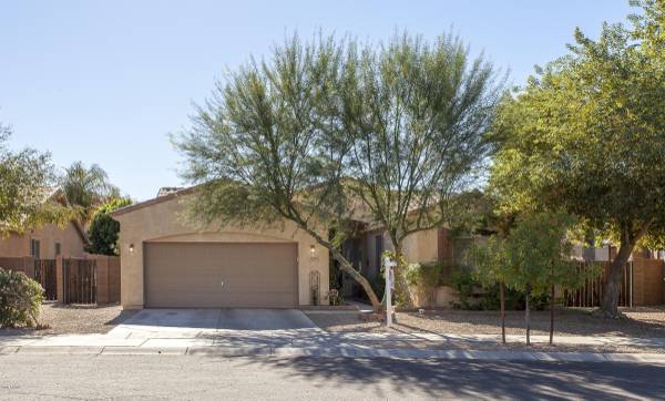 Phoenix, AZ 85041,2215 W FAWN Drive