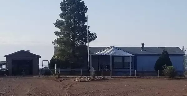 1891 W GLENN Road, Douglas, AZ 85607