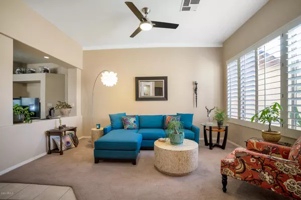 Phoenix, AZ 85023,312 W ANGELA Drive