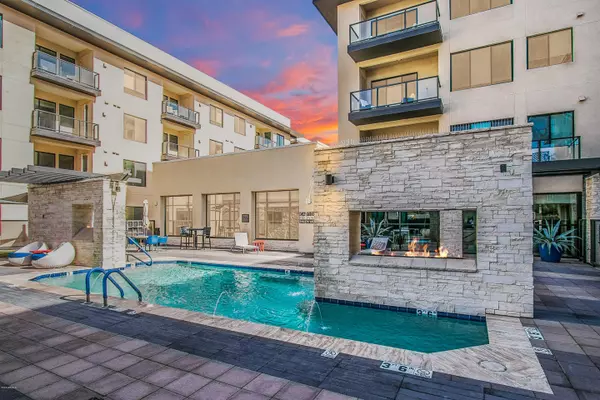 Scottsdale, AZ 85251,7300 E EARLL Drive #1012