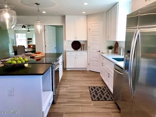 Scottsdale, AZ 85257,8412 E OAK Street