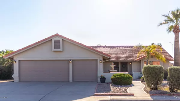 5327 E ENROSE Circle, Mesa, AZ 85205