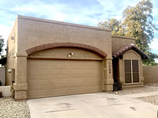 1726 N Comanche Drive, Chandler, AZ 85224