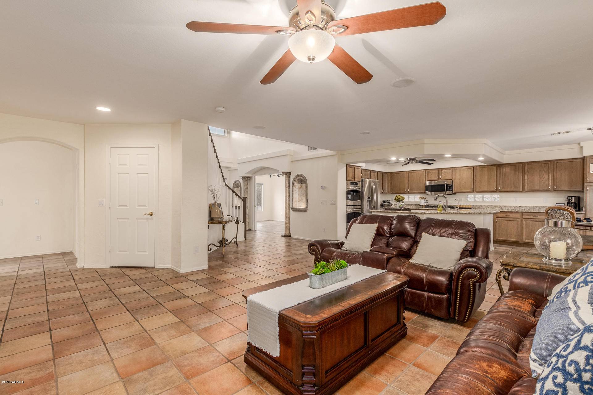 Phoenix, AZ 85083,6327 W RANGE MULE Drive