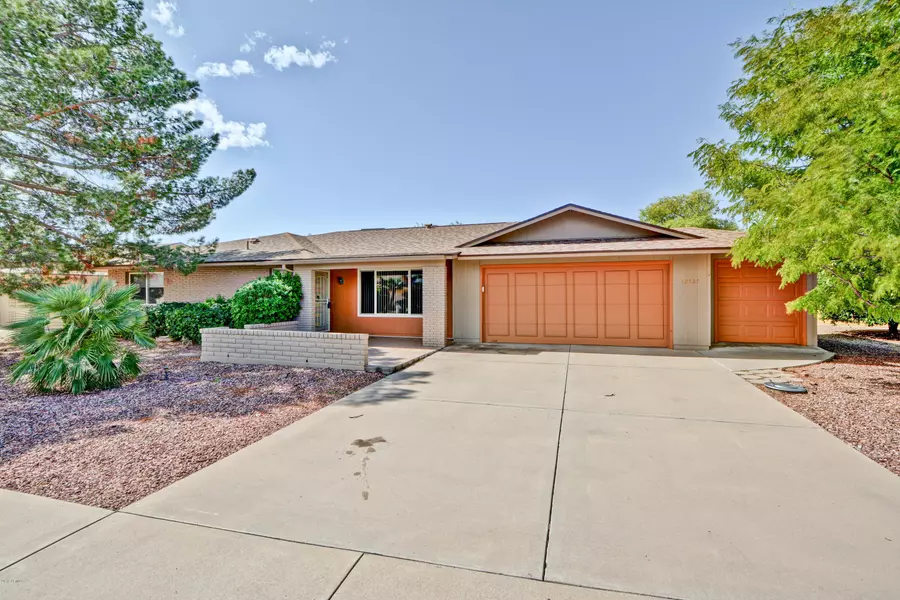 12527 W SKYVIEW Drive, Sun City West, AZ 85375