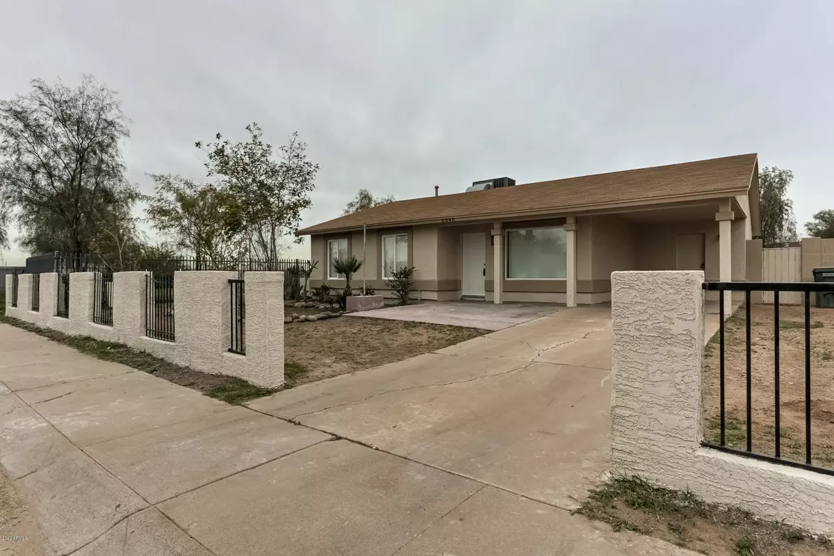 Phoenix, AZ 85041,2040 W MOBILE Lane