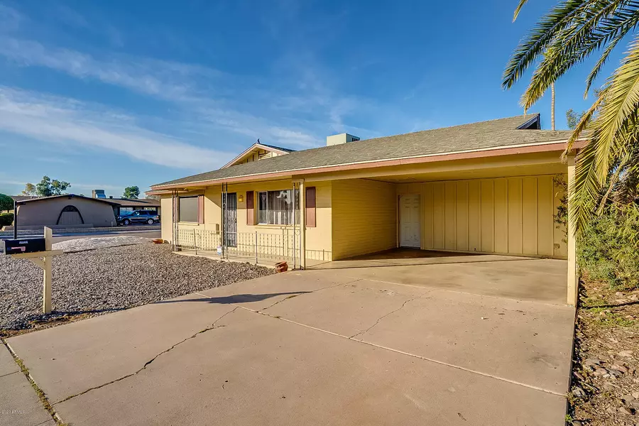 9602 N 43RD Drive, Glendale, AZ 85302