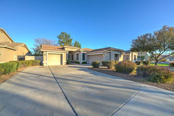 Gilbert, AZ 85296,1702 E RAWHIDE Street