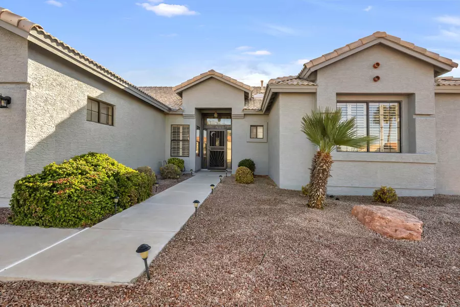 23613 S DESERT MOON Court, Sun Lakes, AZ 85248