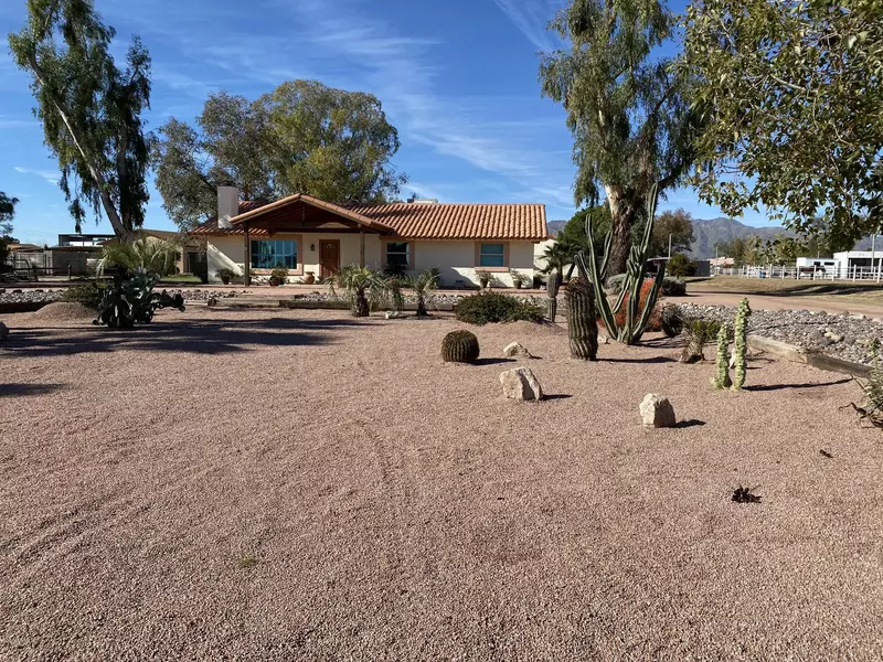 7102 N 175th Avenue, Waddell, AZ 85355