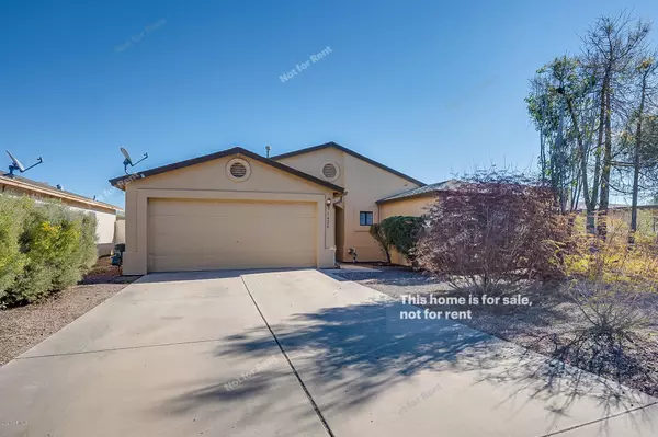1424 N GILBERT Avenue, Casa Grande, AZ 85122