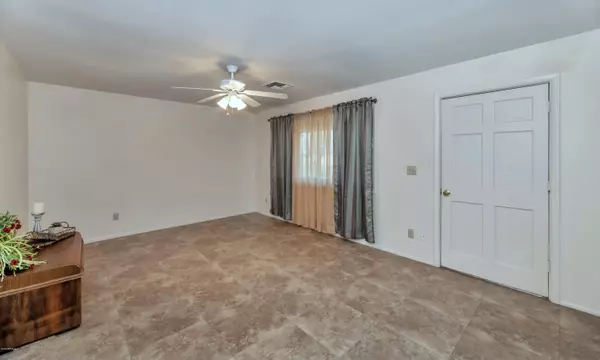 Chandler, AZ 85225,785 E BUFFALO Street