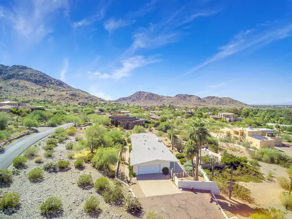 Paradise Valley, AZ 85253,4730 E CHARLES Drive