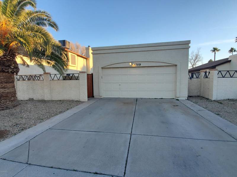 4759 W WAHALLA Lane, Glendale, AZ 85308