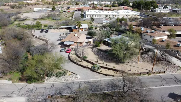 Wickenburg, AZ 85390,540 PALM Drive