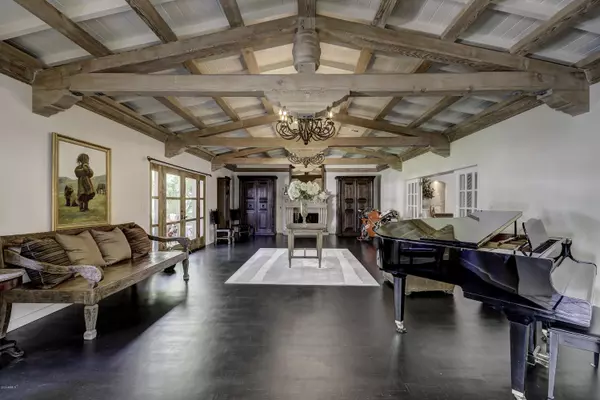 5615 E LAFAYETTE Boulevard, Phoenix, AZ 85018