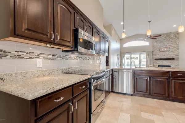 Phoenix, AZ 85032,4450 E DANBURY Road