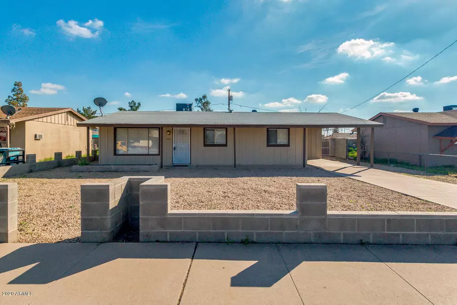 2227 W LAUREL Lane, Phoenix, AZ 85029