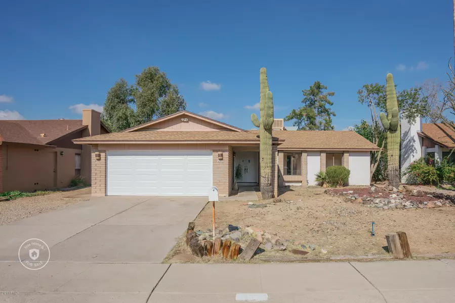 4002 W CHRISTY Drive, Phoenix, AZ 85029