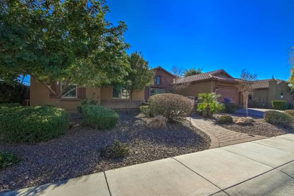 Mesa, AZ 85205,3931 E ENROSE Street