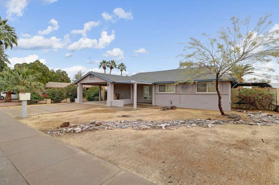 5641 W HATCHER Road, Glendale, AZ 85302