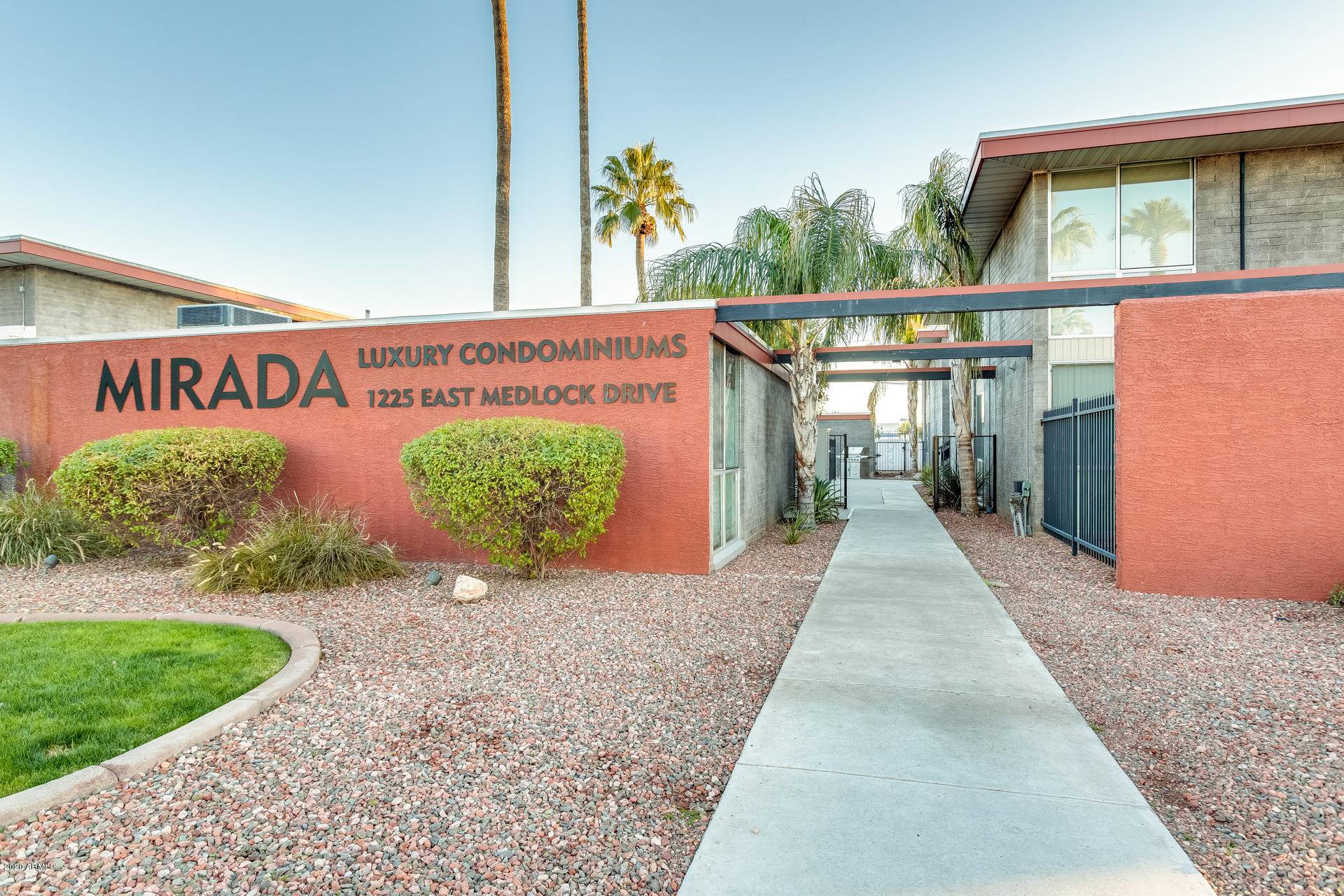 1225 E MEDLOCK Drive #203, Phoenix, AZ 85014
