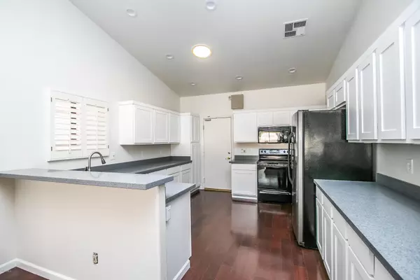 Scottsdale, AZ 85254,5802 E KINGS Avenue