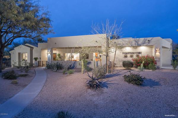 Scottsdale, AZ 85257,5642 E Lewis Avenue