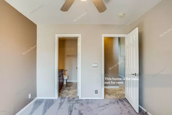 Gilbert, AZ 85296,1900 E SMOKE TREE Road