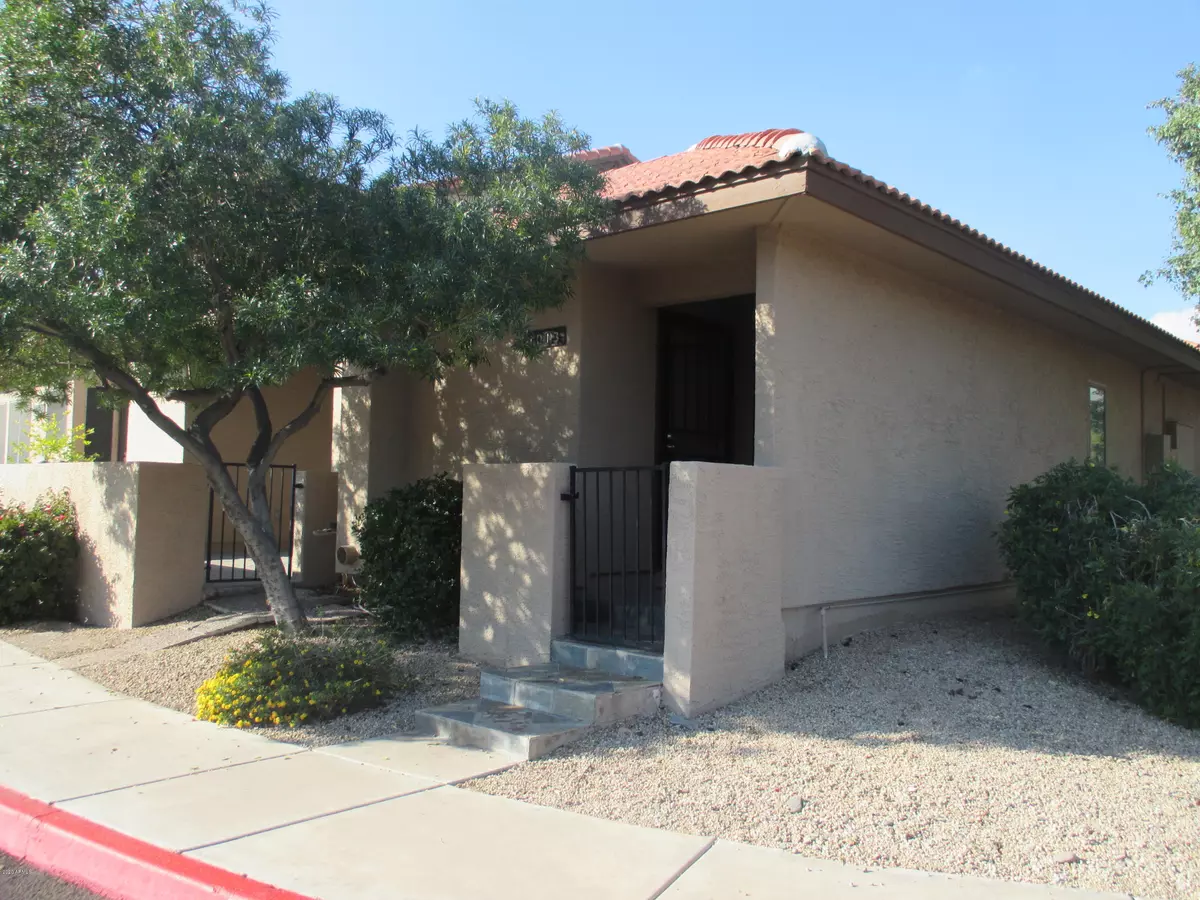 Scottsdale, AZ 85257,8625 E BELLEVIEW Place #1013